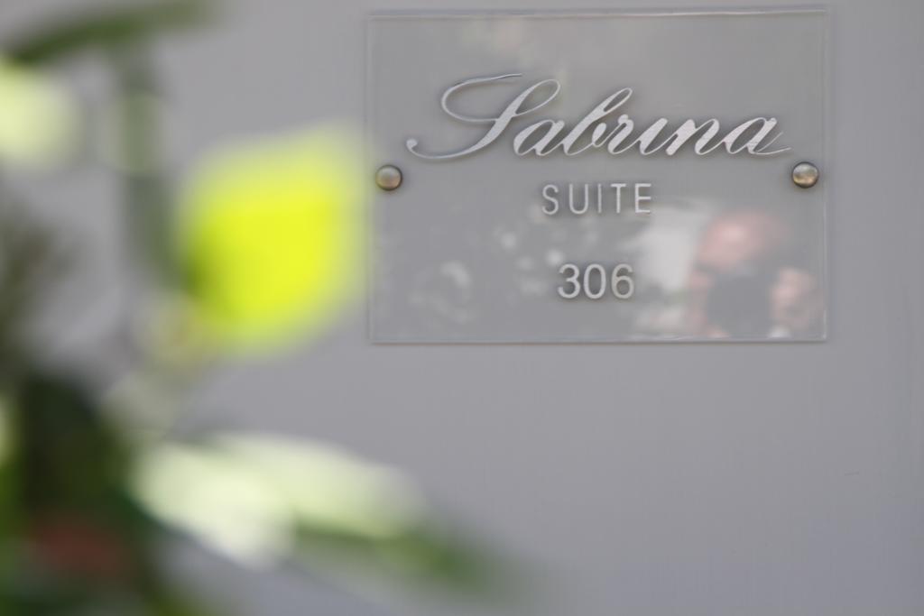 Hotel Barbarella Джуляно ин Кампания Стая снимка
