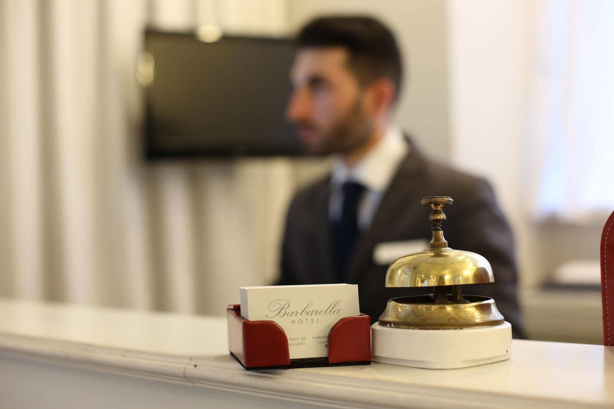 Hotel Barbarella Джуляно ин Кампания Екстериор снимка